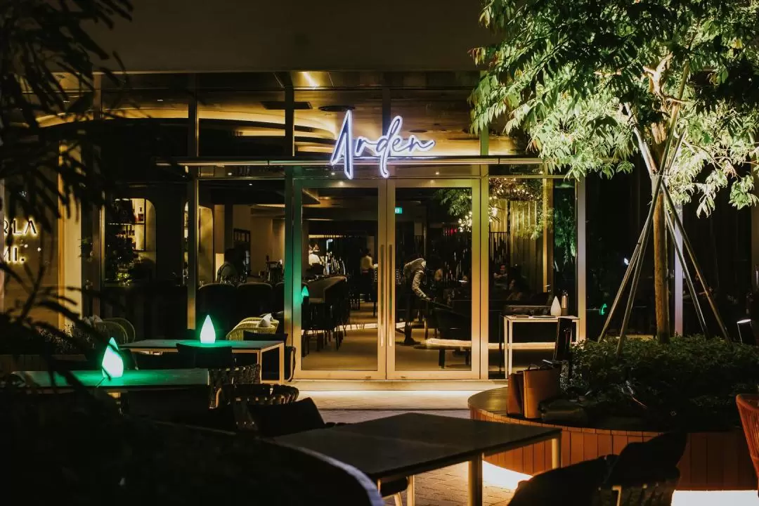 1-Arden Sky Bar at CapitaSpring