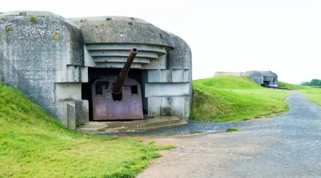 ノルマンディー上陸作戦跡地 日帰りツアー（パリ発）