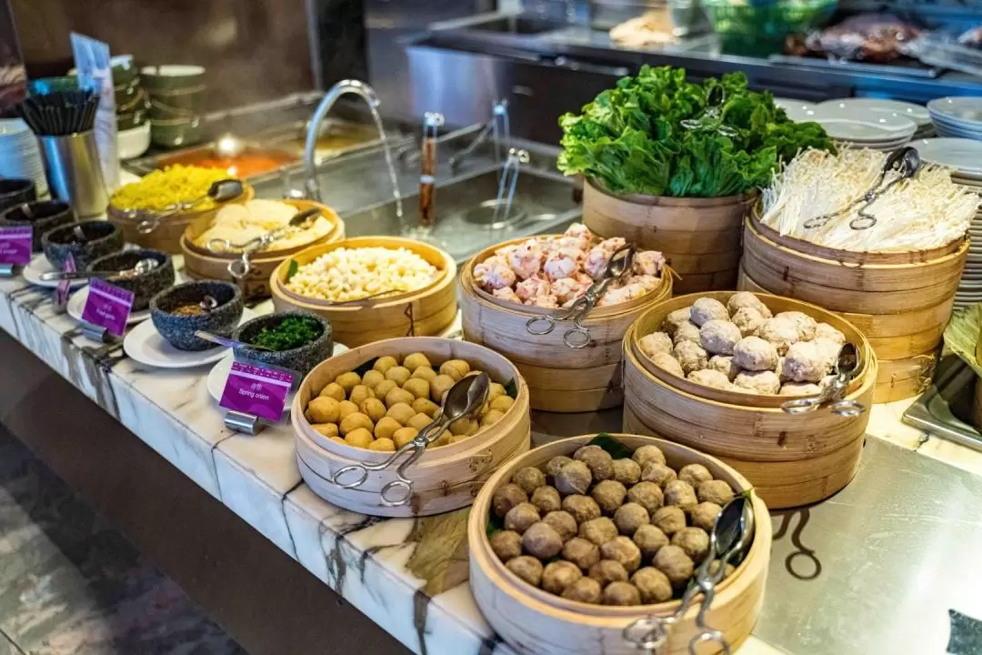 Crowne Plaza Hong Kong Kowloon East Buffet | The Chef's Table | Lunch Buffet, Dinner Buffet, Tea Buffet