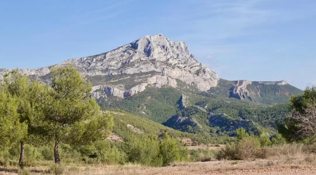 Cezanne Countryside Half Day Wine Tour from Aix-en-Provence