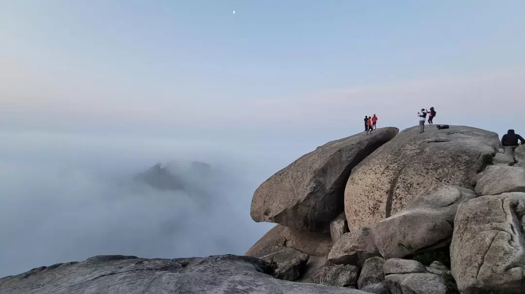 2N1D Catching Sunrise on the Top of Bukhansan