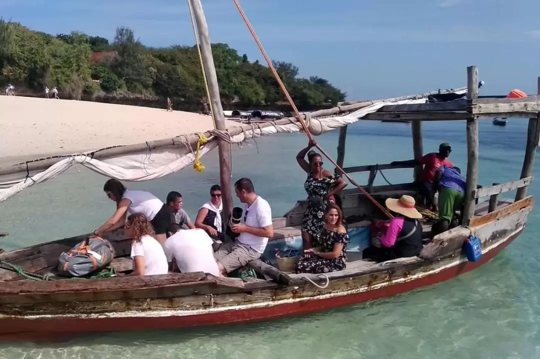 Zanzibar Prison Island Tour With Lunch On The Sandbank