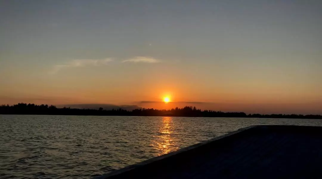 Cycling and Sunset River Cruise Experience in Hoi An