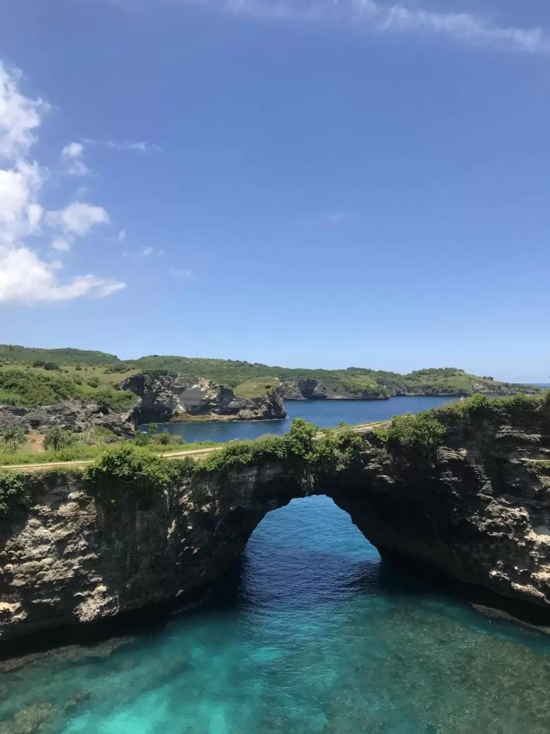 ペニダ島 日帰りツアー（バリ島発 / サヌール港集合）