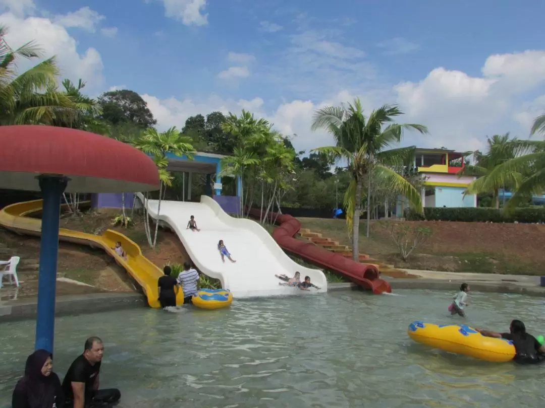 マラッカワンダーランドウォーターテーマパーク 入園チケット