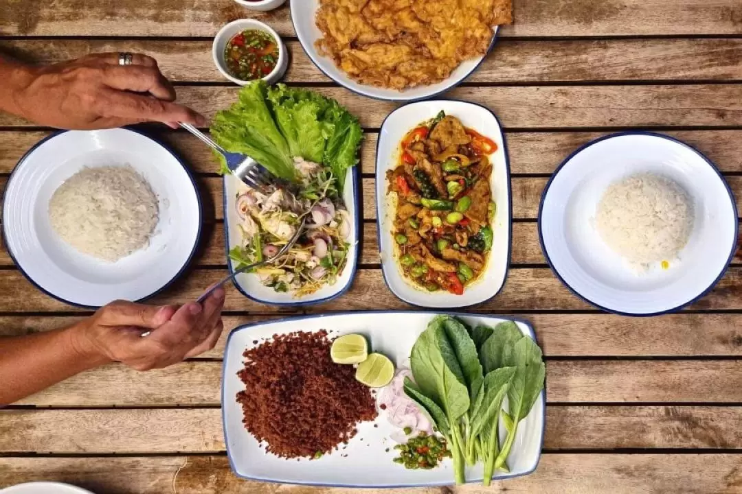 The Real Jing Jing Thai Food Tour by Feast Thailand