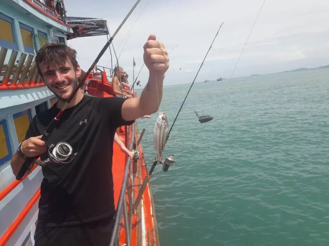 Koh Samui Day and Night Fishing Experience