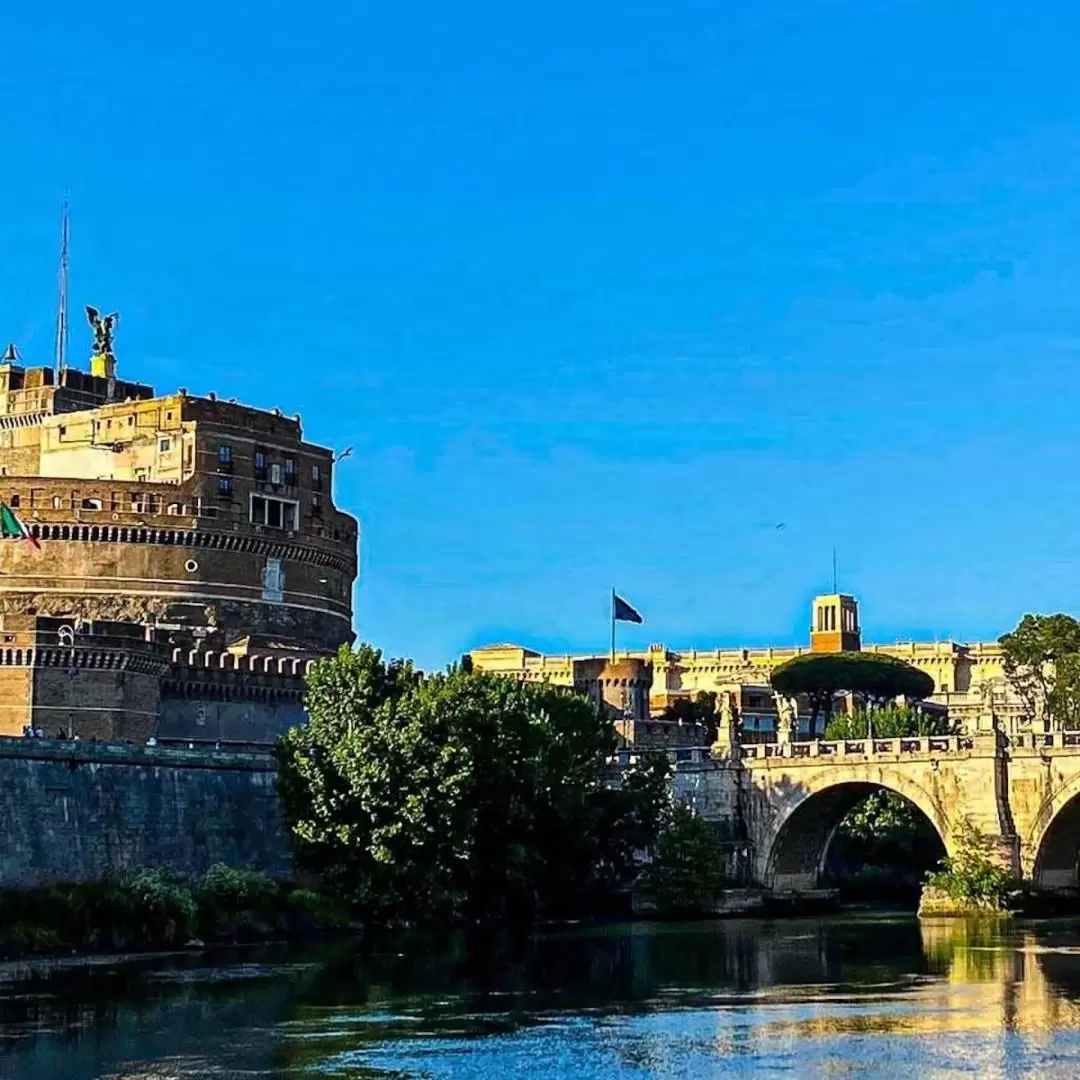 Rome Sightseeing Cruise Tours on the Tiber River