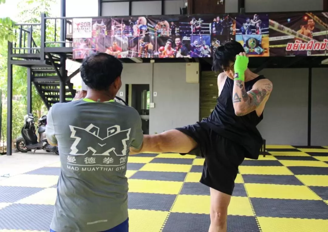 曼谷 Sor Dechapant Boxing Gym 泰拳課程