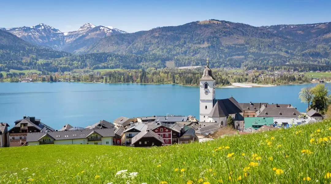 Salzburg and the Lake District Day Tour from Munich