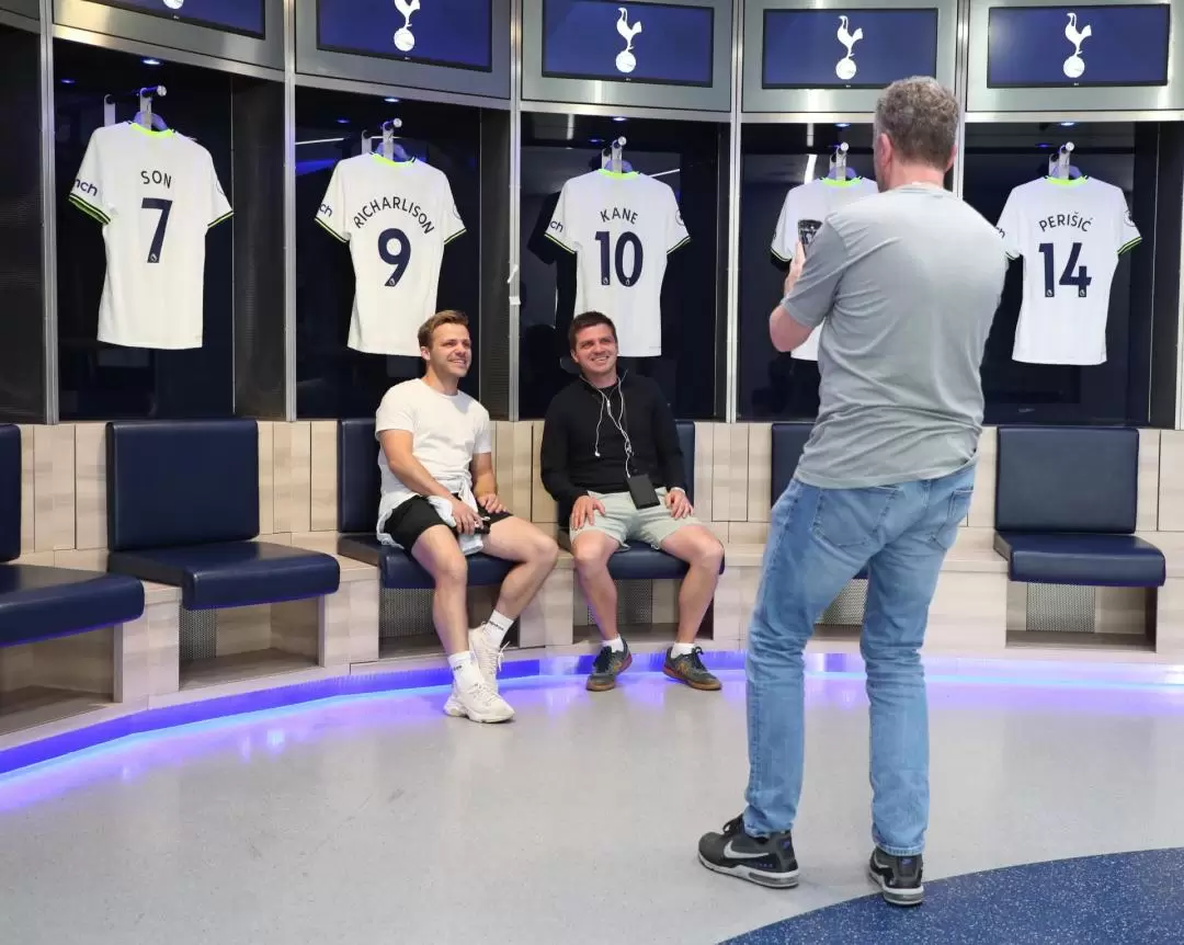 Tottenham Hotspurs Stadium: Tour and The Dare Skywalk in London