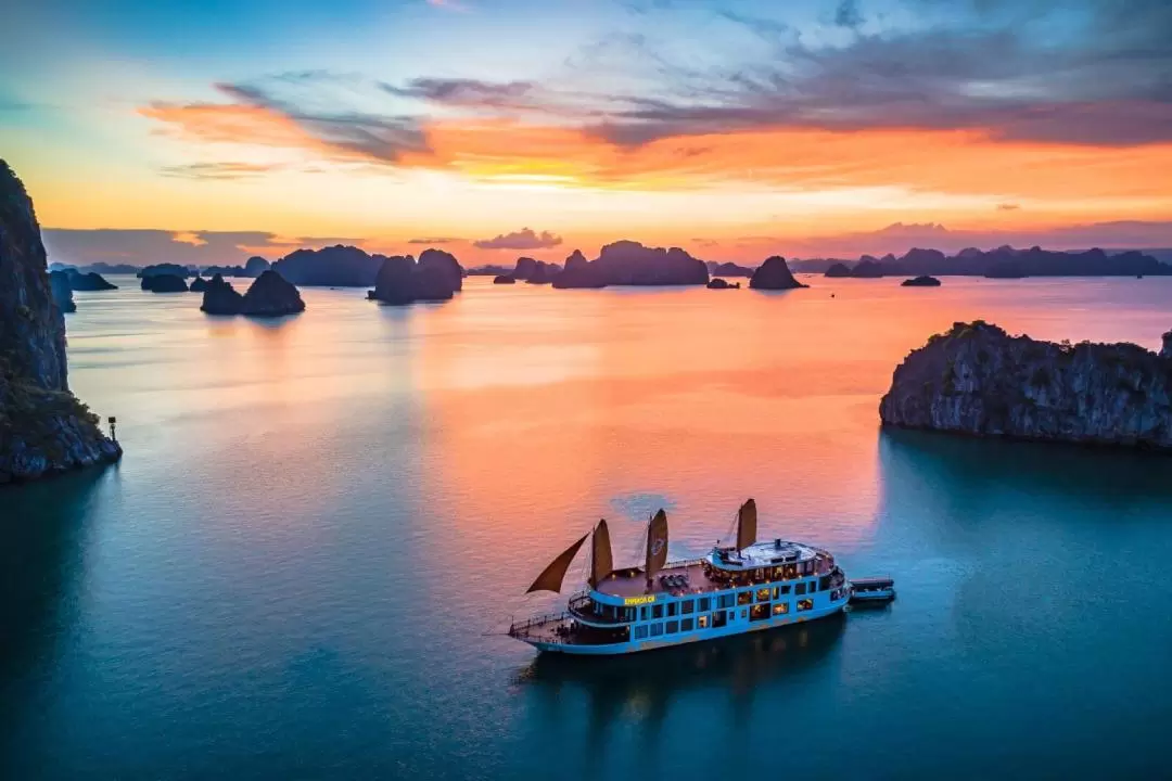 [Route 2] 2D1N Ha Long Bay Excursion Cruise Tour by Emperor Cruise