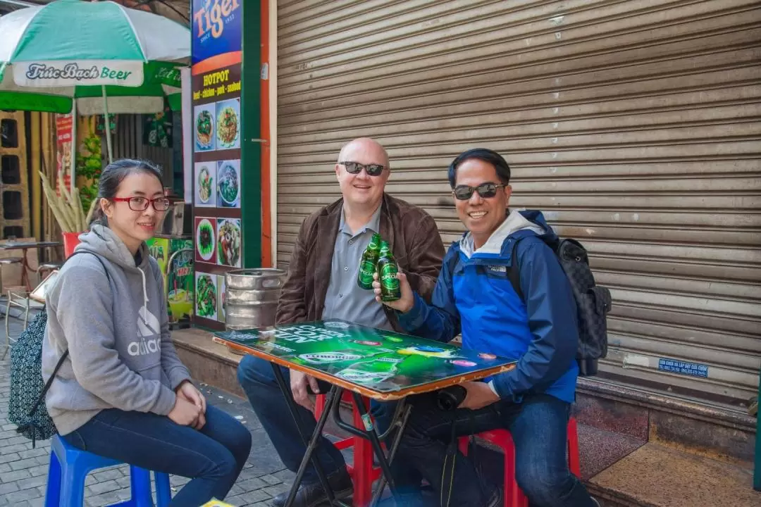 Hanoi Street Food Walking Tour with Cyclo Ride