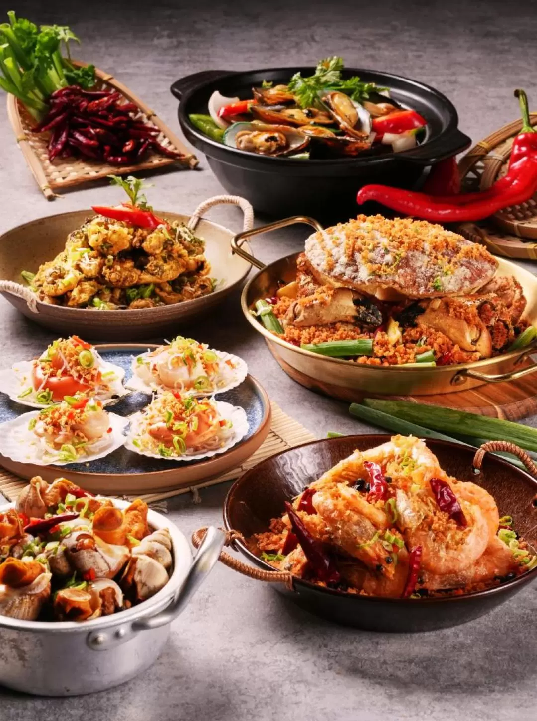 【Up to 23% Off】Holiday Inn Golden Mile Buffet | Bistro on the Mile l Lunch Buffet, Tea Buffet, Dinner Buffet