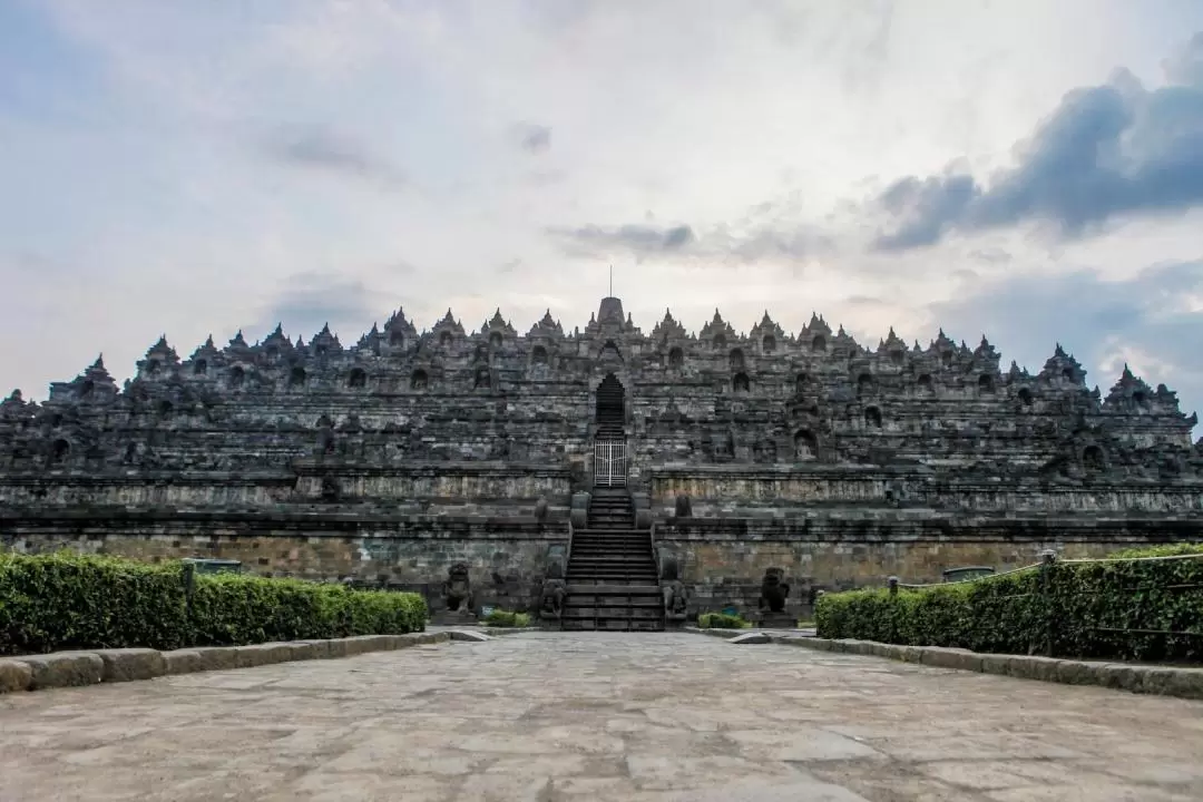 印尼日惹婆罗浮屠寺（Borobudur Temple）门票