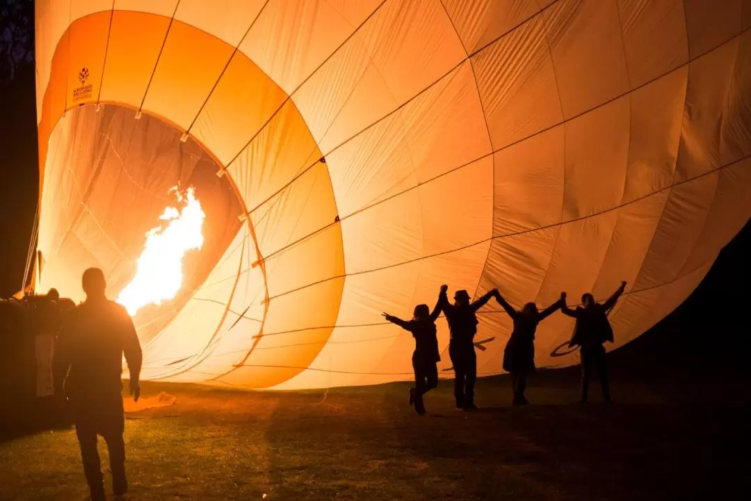 Hot Air Ballooning in Yarra Valley with Transfers from Melbourne 