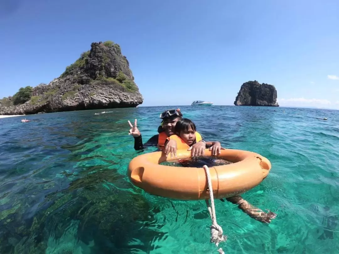 蘭達島： Koh Rok & Koh Haa浮潛之旅（乘坐快艇）