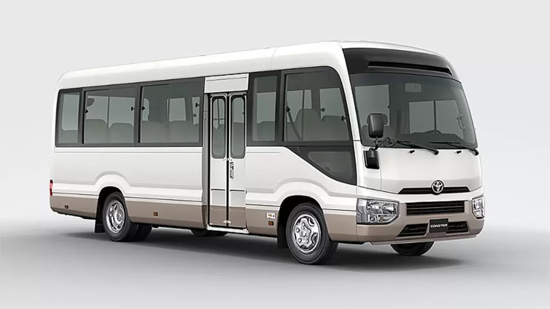 Kansai Classic Road Kyoto and Osaka Private Car Charter