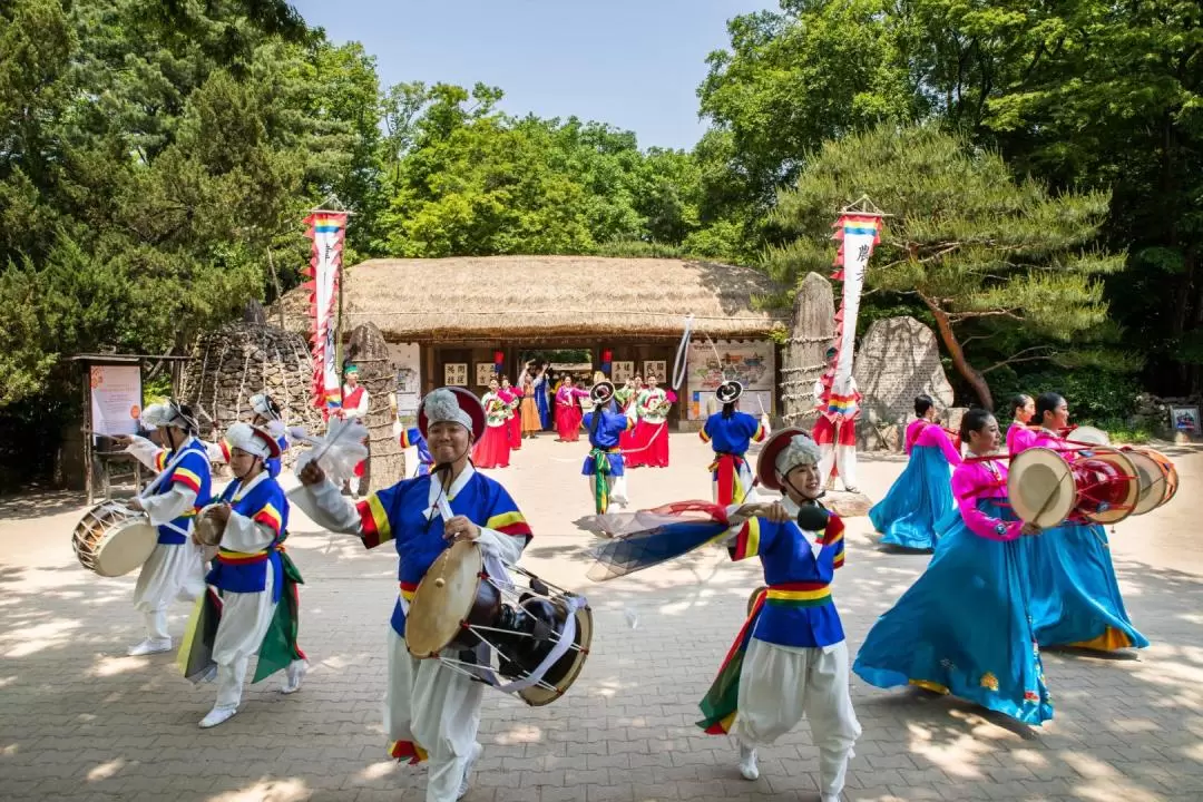 Yongin Korean Folk Village & Han River Night Music Cruise One Day Tour