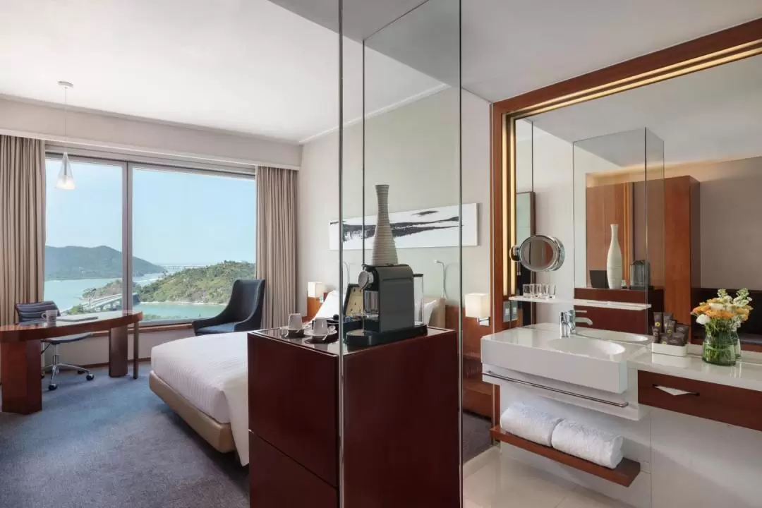 Exclusive: Novotel Citygate Hong Kong Hotel Staycation Package