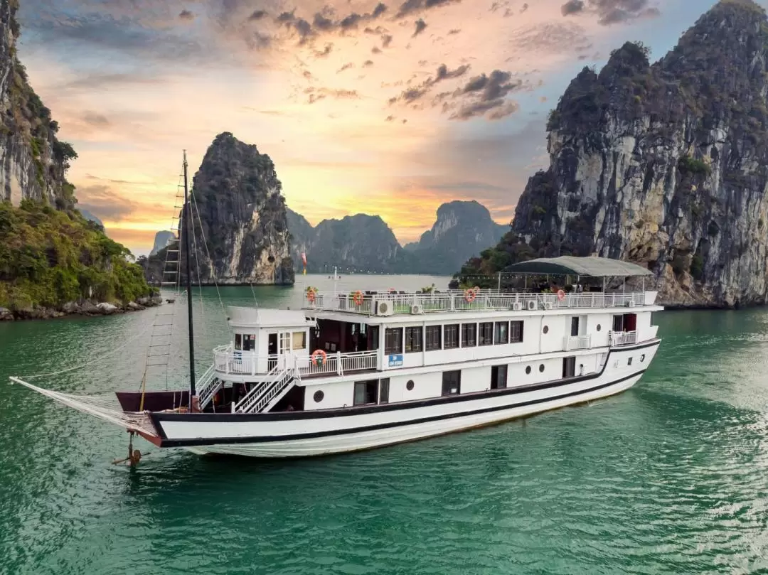 [Route 2] 2D1N Halong Bay with Sunset Party by Sunlight Cruise