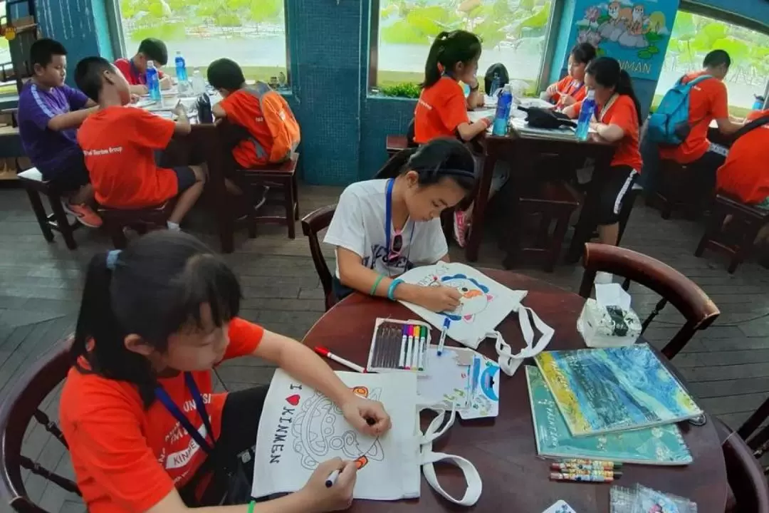 Shisa Canvas Bag Painting in Kinmen Shuangli Lake Cafe 