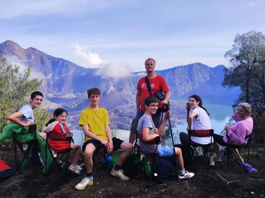 龍目島林賈尼火山口邊緣多日徒步之旅