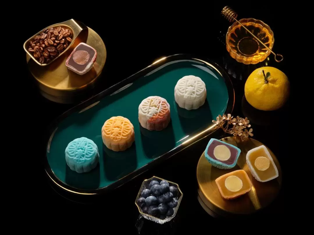 Singapore Marriott Tang Plaza Hotel Mid-Autumn Mooncakes