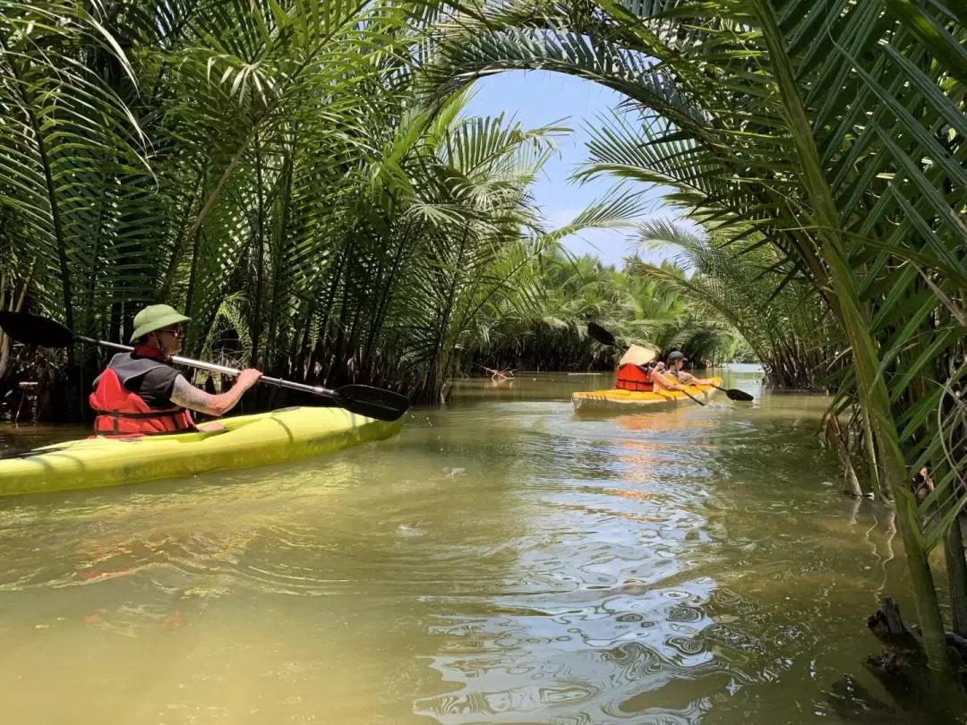 Sunset Kayaking Experience in Hoi An