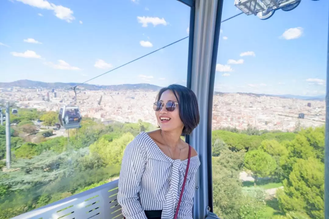 Panoramic Barcelona: E-Bike with Montjuic Cable Car and Boat Trip 