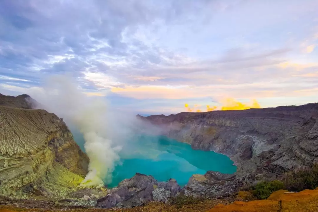  2D1N Bromo and Ijen Crater Private Hiking Tour from Malang