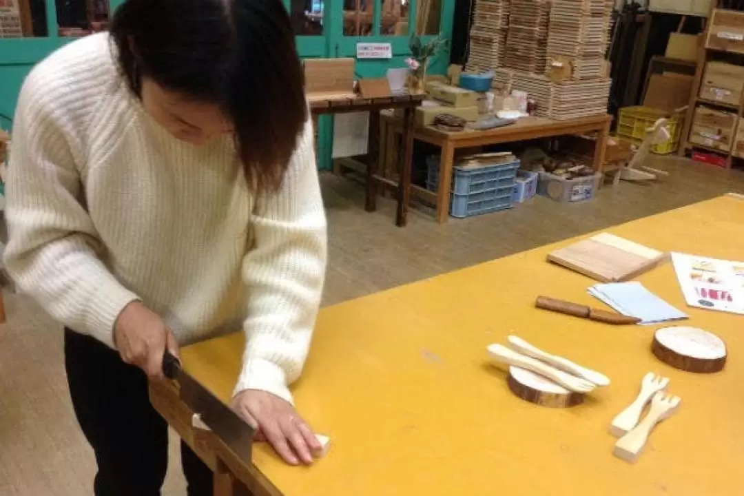 Osaka Wooden Spoon DIY Workshop by Kinkonkan