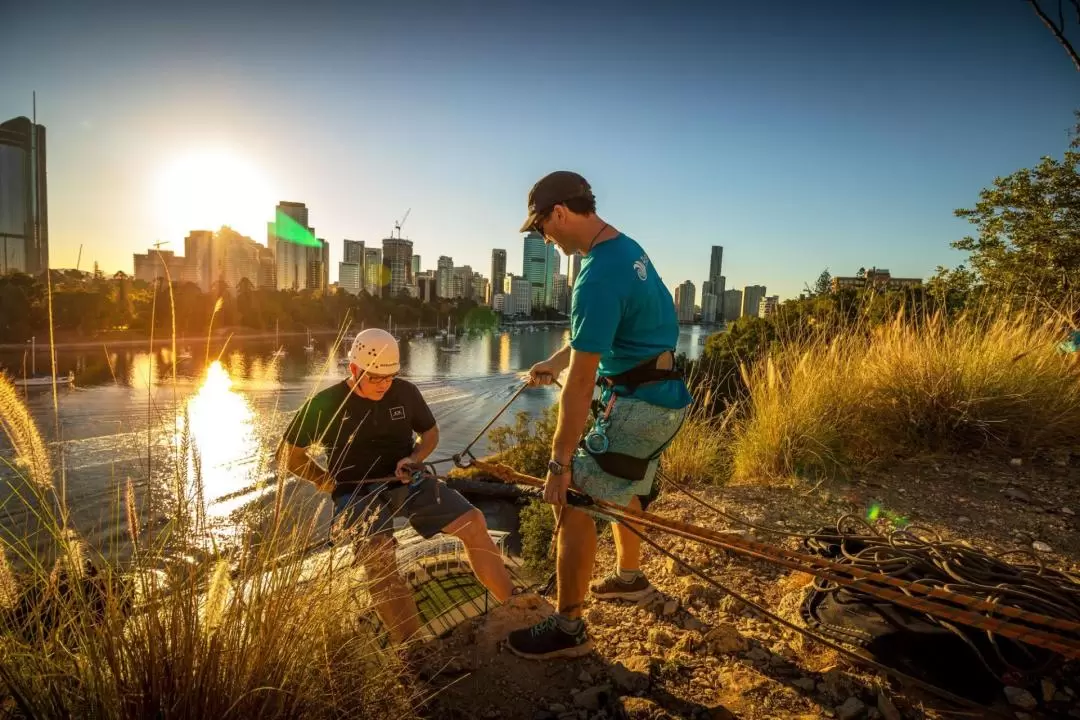 Abseil Brisbane's Kangaroo Point Cliffs 