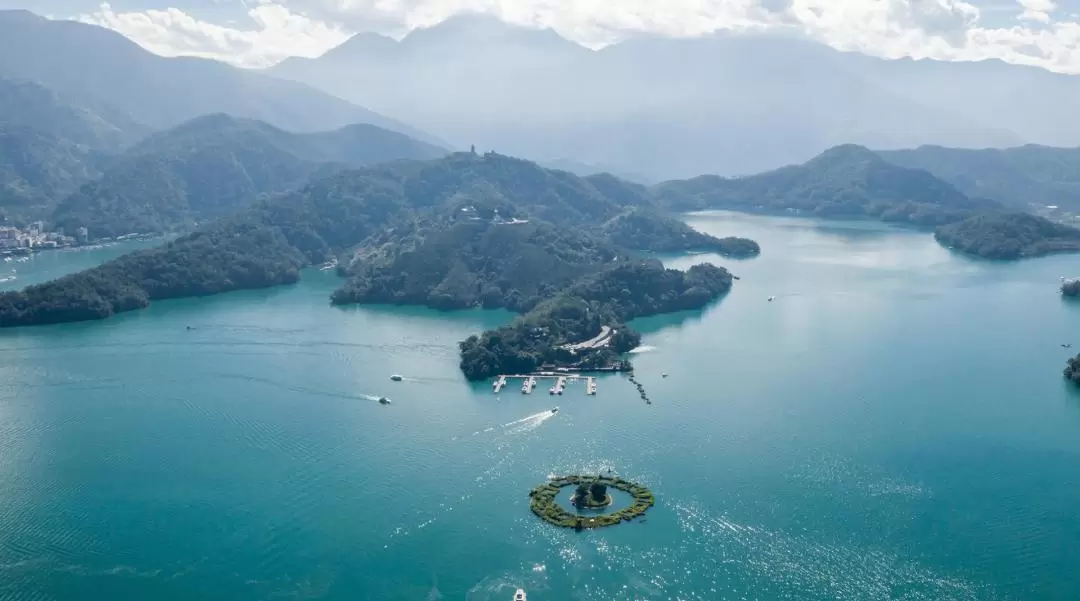 Sun Moon Lake One-Day Tour from Taichung