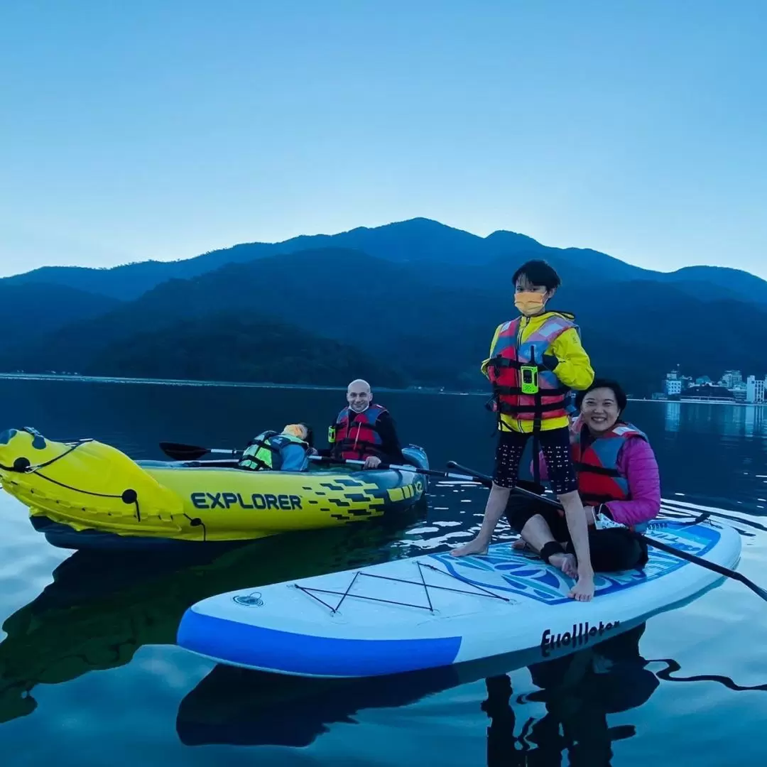 Sun Moon Lake Canoe Experience in Nantou