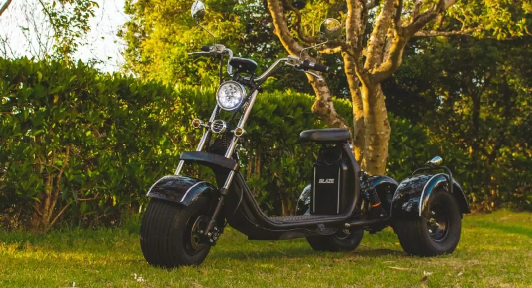 BLAZE Electric Scooter Rental in Ishigaki Island