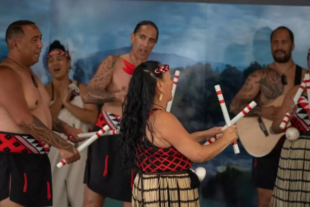 Whakarewarewa: The Living Maori Village Tour